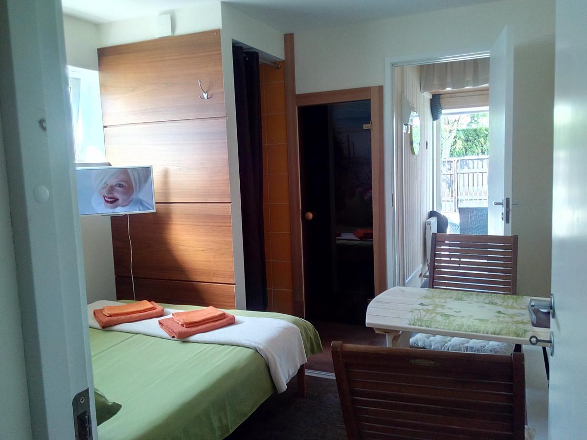 Elitasbb Apartment Carnikava Ngoại thất bức ảnh